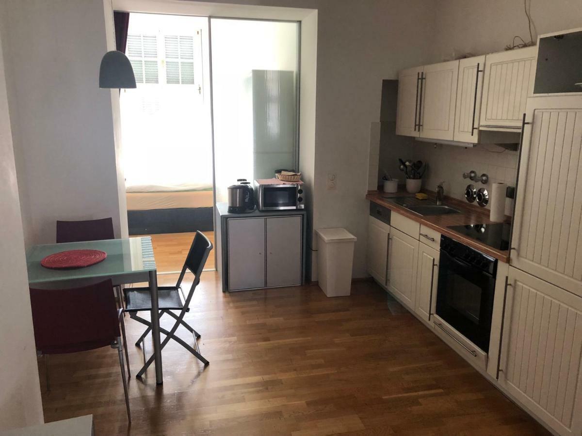 Ferienwohnung Mitten In Wiesbaden Eksteriør billede